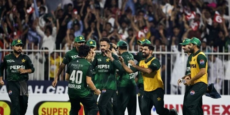 अफगानिस्तानलाई हराउँदै त्रिदेशीय टी–२० शृङ्खलाको उपाधि पाकिस्तानले जित्यो